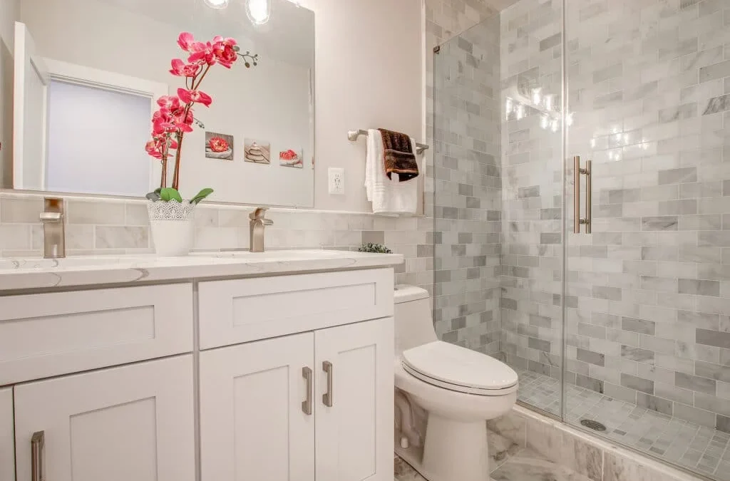 Bathroom Remodeling Trends: Essential Fixtures and Features for Contemporary Spaces