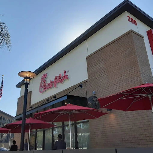 Chick-fil-A: A Taste of Southern Hospitality in West Covina, CA